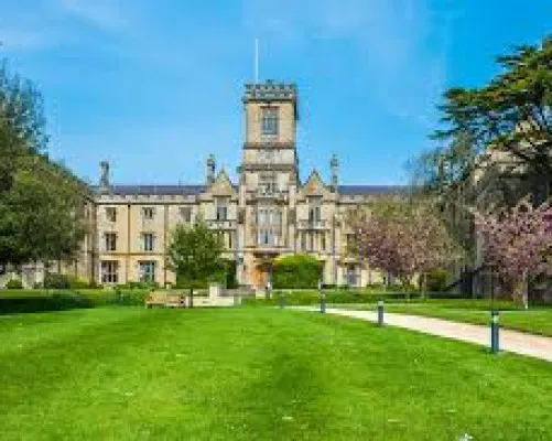 金斯伍德學校 Kingswood School