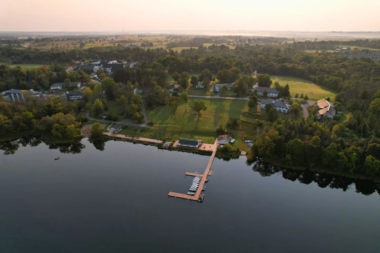 雷克菲爾德學院 Lakefield College School
