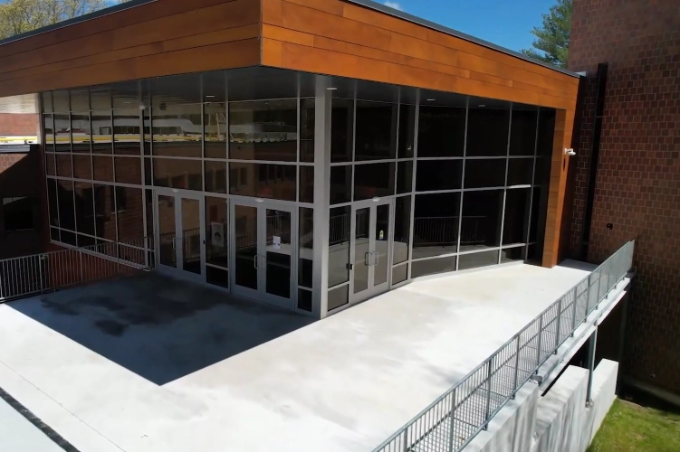 新英格蘭創新學院 New England Innovation Academy (NEIA)