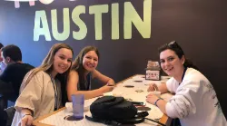 參加UT Austin 暑期課程的女孩們